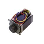 استپ موتور دو فاز 13 کیلوگرم سانتی متر دو سر شفت 1.8 درجه 103H7126-1411 برند SANYO DENKI