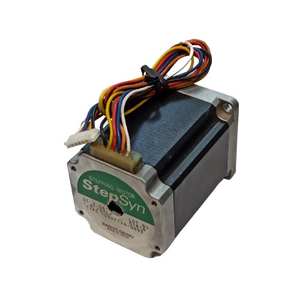 استپ موتور نما ۲۳ گشتاور ۱۳ کیلوگرم سانتی متر SANYO DENKI مدل 103h7126-0653
