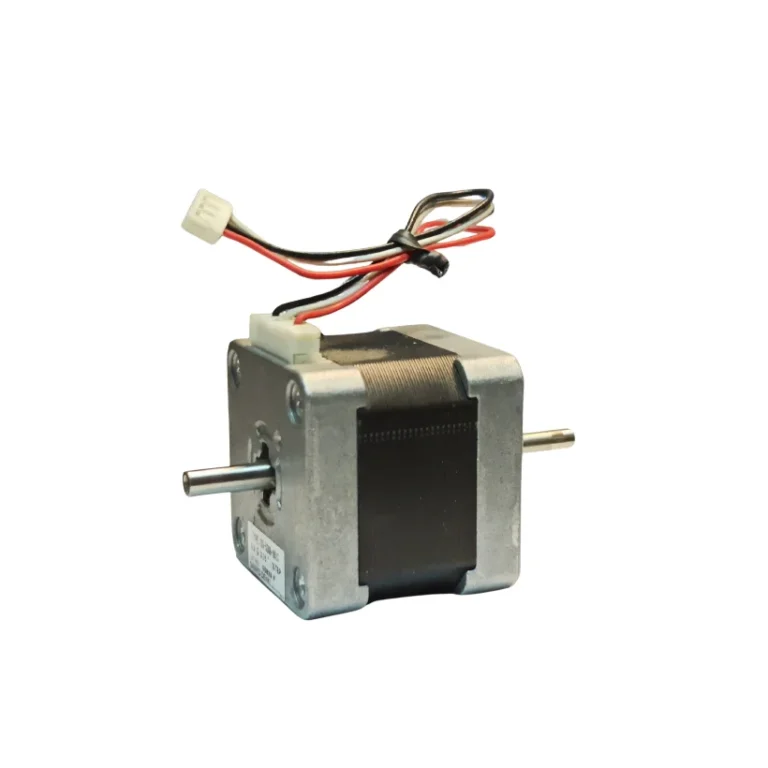 استپ موتور سه فاز نما ۱۷ دو سر شفت ۳/۷۵ درجه گشتاور ۳ کیلوگرم سانتی متر 3 سیم 0513-5308-103 برند SANYO DENKI