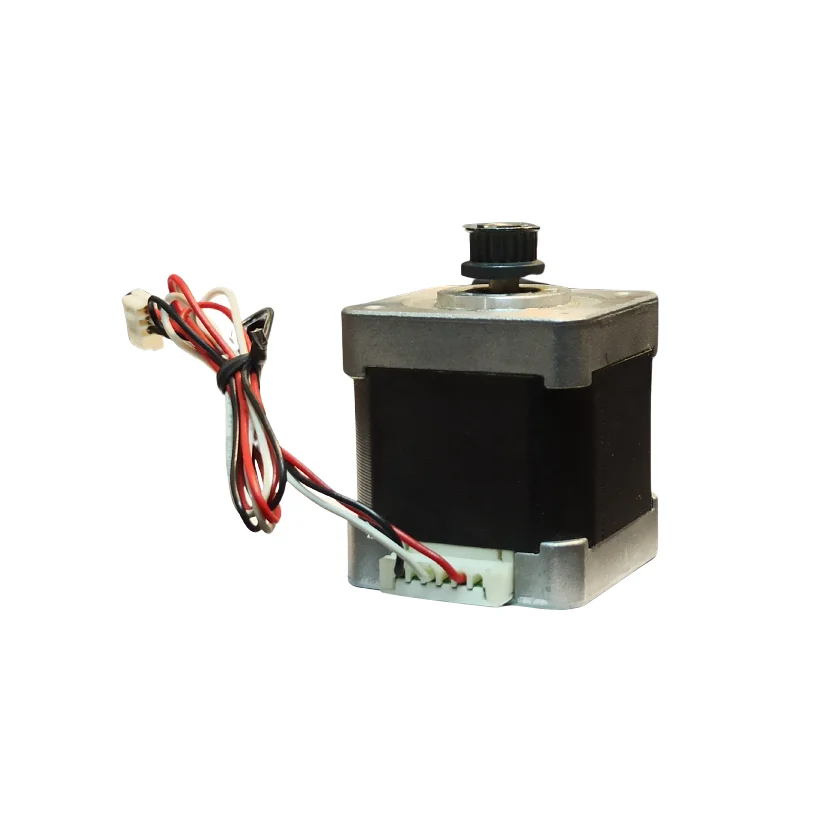 استپ موتور سه فاز نما ۱۷ گشتاور ۳ کیلوگرم سانتی متر ۳/۷۵ درجه ۳ سیم 0543-5309-103 برند SANYO DENKI