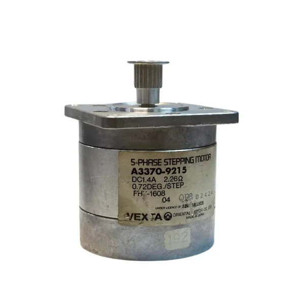 استپ موتور ۵ فاز ۰/۷۲ درجه نما ۲۳ گشتاور ۵ کیلوگرم سانتی متر ۵ سیم مدل A3370-9215 برند VEXTA ساخت ژاپن استوک