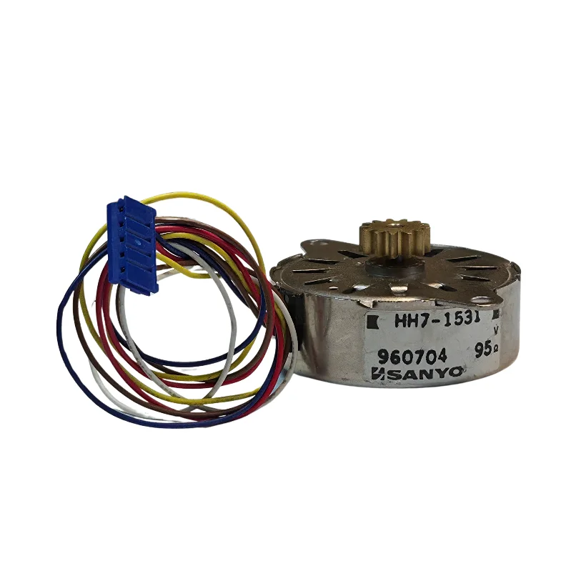 استپ موتور دوفاز ۷/۵ درجه HH7-1531 برند SANYO ساخت ژاپن