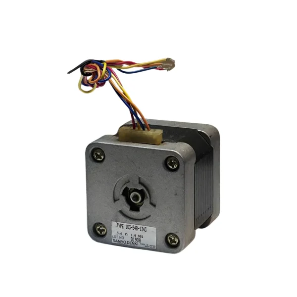 استپ موتور دوفاز نما ۱۷ گشتاور ۳ کیلوگرم سانتی متر ۱/۸ درجه 1343-548-103 برند SANYO DENKI ساخت ژاپن استوک