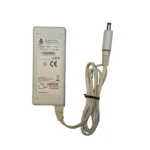 آداپتور 12 ولت 4 آمپر بین راهی رومیزی سفید برند UMEC اورجینال فیش چراغ دار مدل UP0451H-12PT